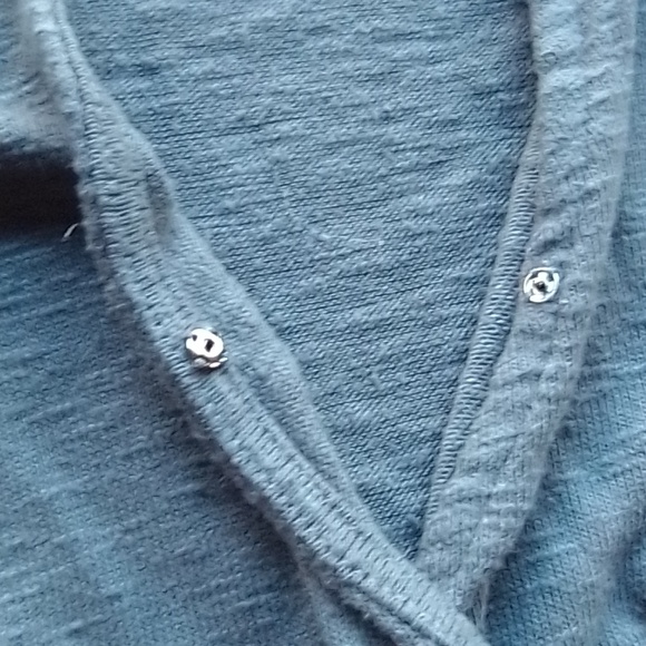 Long Sleeve Knit Top!!! - Picture 5 of 8